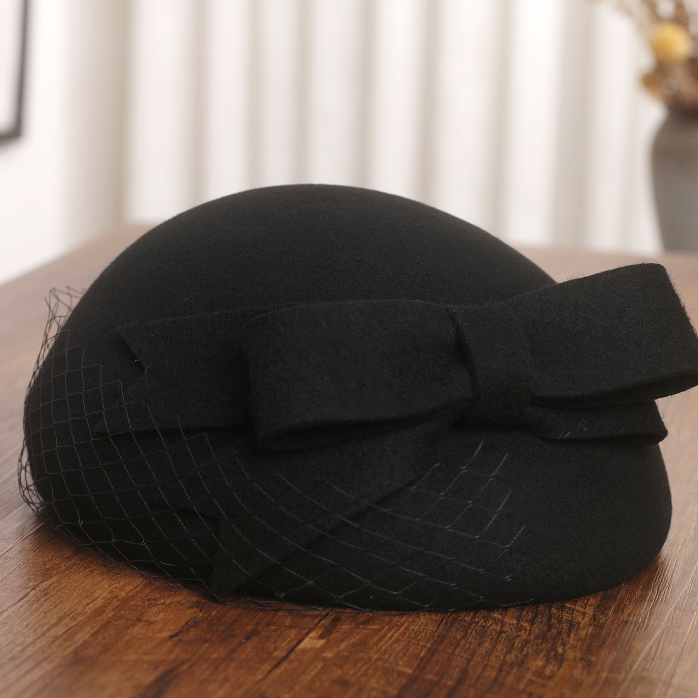 フランスのエレガントなメッシュボウウールベレー帽女性用ソフト - Beret French Wool のレビューと価格